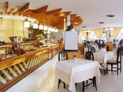 Tent Arenal Hotel 3*