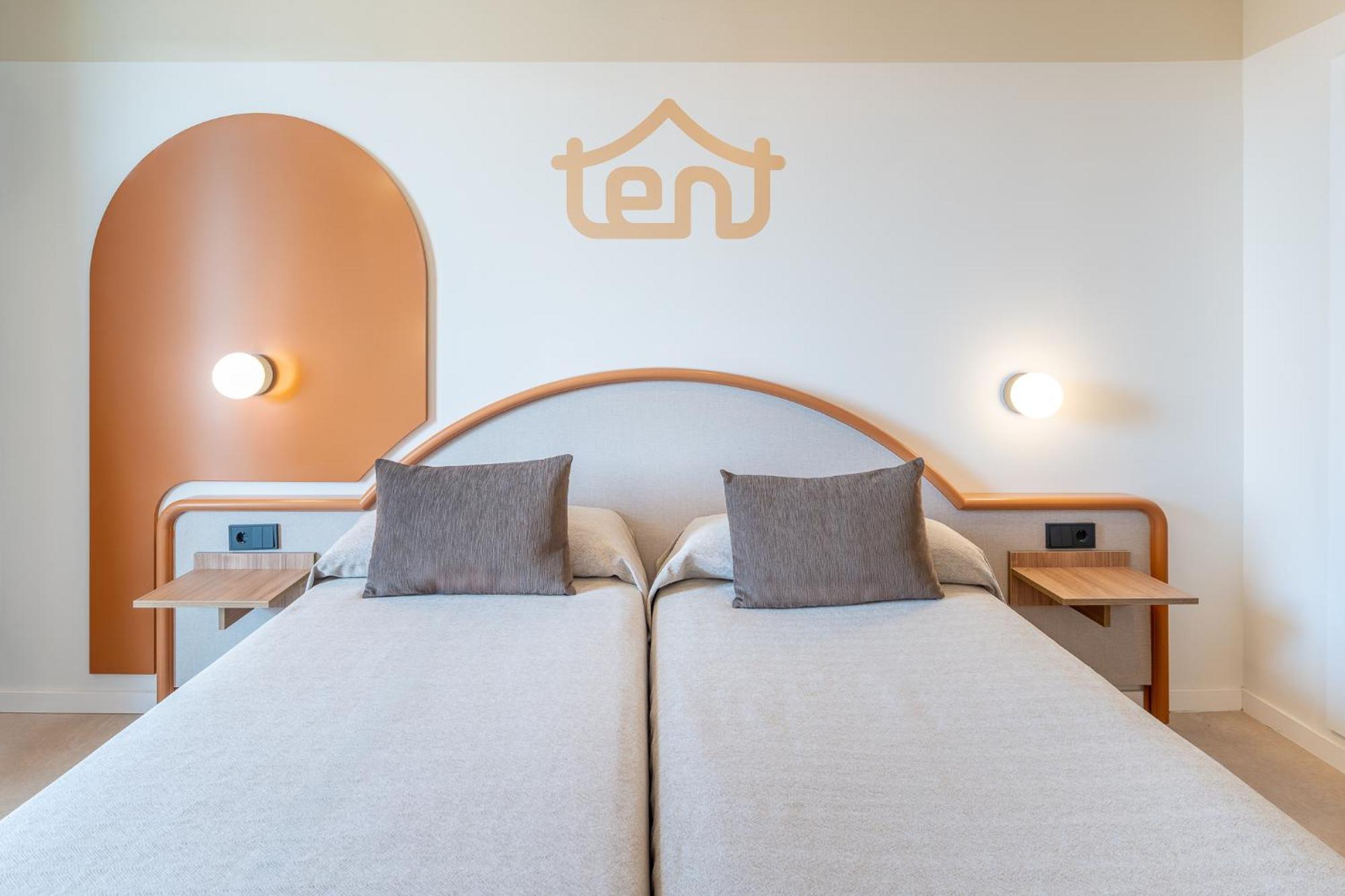 Tent Arenal Hotel 3*